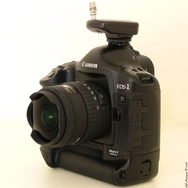 Canon EOS 1D mark II