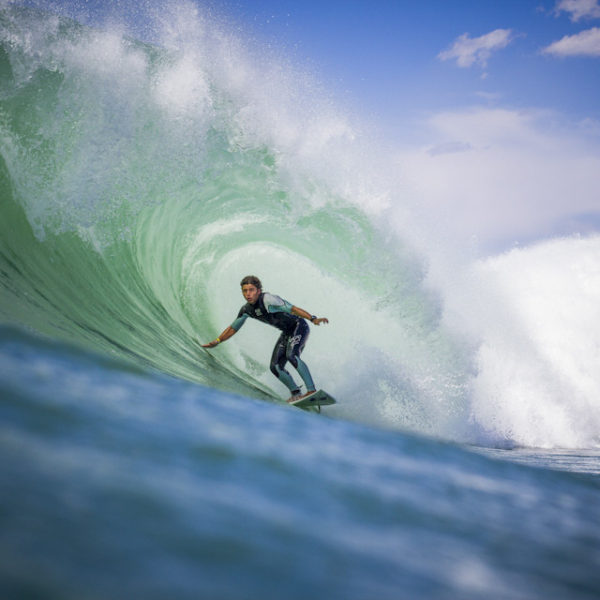 bottom-turn-peterson-crisanto-billlabong-surfer-surfing-lacanau-barrel-tube-riding-sebastien-huruguen-surf-photographer-bordeaux-france-lacanau-16-08-2012