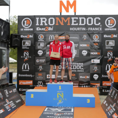 podiums-ironmedoc-2015-frenchman-triathlon-hourtin-sebastien-huruguen-photographe (5)