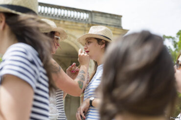 seance-photo-EVJF-sebastien-huruguen-photographe-mariage-bordeaux-jardin-publique-portrait-future-mariee-make-up-maquillage-chapeau-mariniere