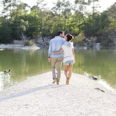 photographe-grossesse-bordeaux-gironde-sebastien-huruguen-future-maman-seance-photo-couple-exterieur-lac-11