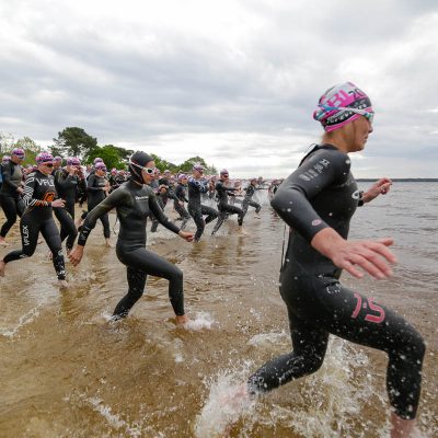 Départ natation féminines Scott Half Triathlon - Lacanau Tri Events 2016 | Sébastien Huruguen www.huruguen.fr