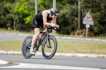 Jean Patrick Tisseau sur la partie vélo du Scott Half Triathlon - Lacanau Tri Events 2016 | Sébastien Huruguen www.huruguen.fr