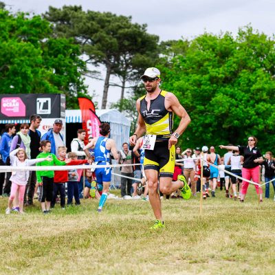 Sebastien Fraysse sur la course à pieds du Scott Half Triathlon - Lacanau Tri Events 2016 | Sébastien Huruguen www.huruguen.fr