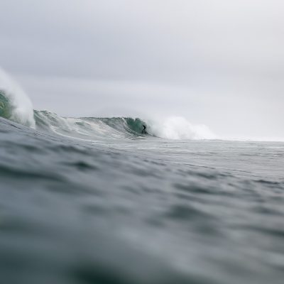 Arnaud Darrigade inside a long tube in Hossegor - Quik Pro France 2016 | Sebastien Huruguen www.huruguen.fr