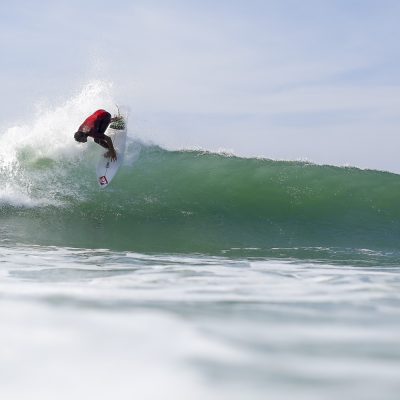 Quiksilver team rider backside attacking the lip - Quik Pro France 2016 | Sebastien Huruguen www.huruguen.fr