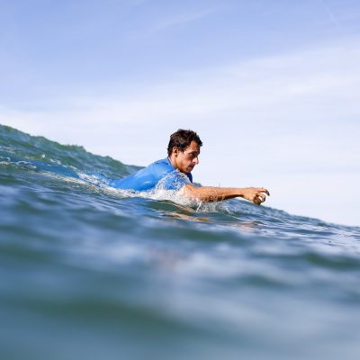 Portrait of french surfer Maxime Huscenot from reunion island in Hossegor - Quik Pro France 2016 | Sebastien Huruguen www.huruguen.fr