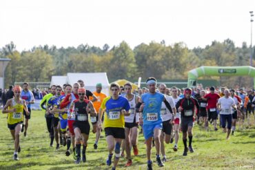 départ de la première édition du Trail en Jalle à St Jean d'Illac sur la plaine des sports andré maleyran