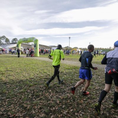 course à pieds running run courir trail en jalle saint jean d'illac 2015 sebastien huruguen photographe bordeaux gironde preparation