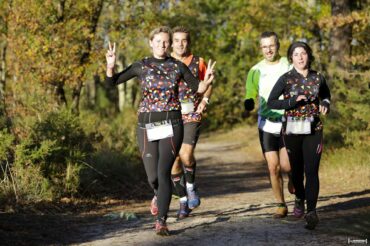 course à pieds running run courir trail en jalle saint jean d'illac 2015 sebastien huruguen photographe bordeaux gironde groupe de coureurs