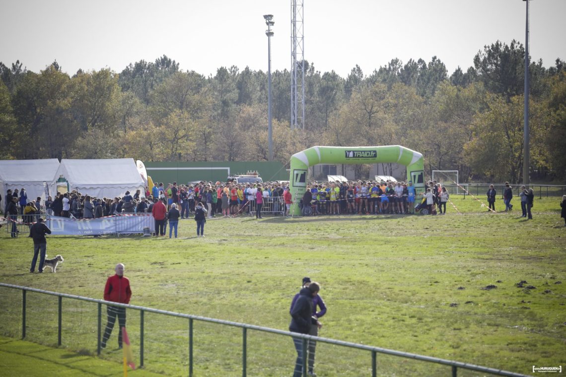 course à pieds running run courir trail en jalle saint jean d'illac 2015 sebastien huruguen photographe bordeaux gironde au départ