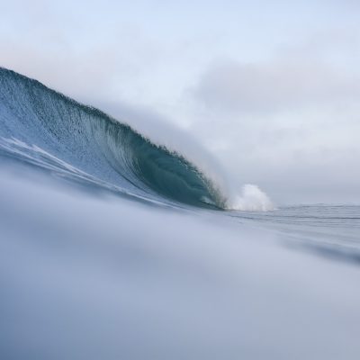 Glassy wave tube in Hossegor - Quik Pro France 2016 | Sebastien Huruguen www.huruguen.fr