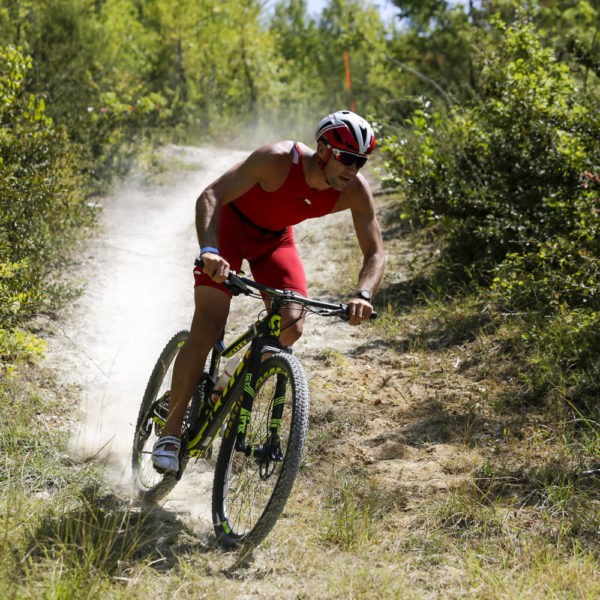 florent-roche-vtt-cross-tri-des-terres-blanches-2018-triathlon-M-sebastien-huruguen-photographe-lac-espiet